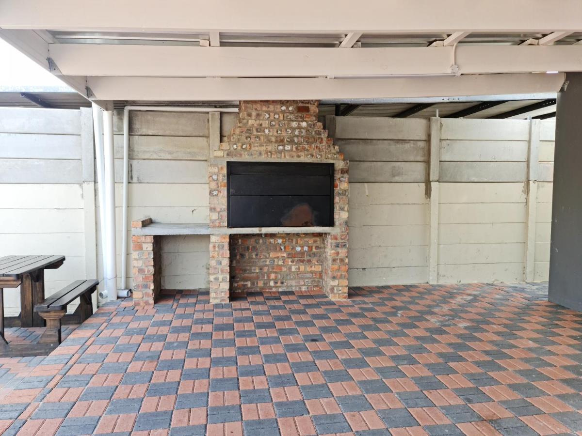Hasate Guest House 10 Florence Street Oakdale Belliville 7530 Cape Town South African ภายนอก รูปภาพ