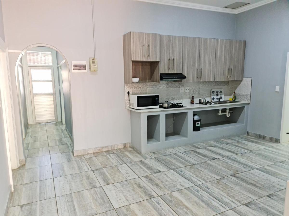 Hasate Guest House 10 Florence Street Oakdale Belliville 7530 Cape Town South African ภายนอก รูปภาพ
