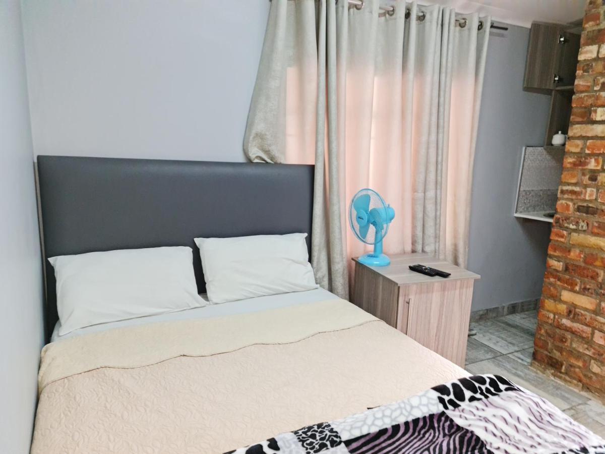 Hasate Guest House 10 Florence Street Oakdale Belliville 7530 Cape Town South African ภายนอก รูปภาพ