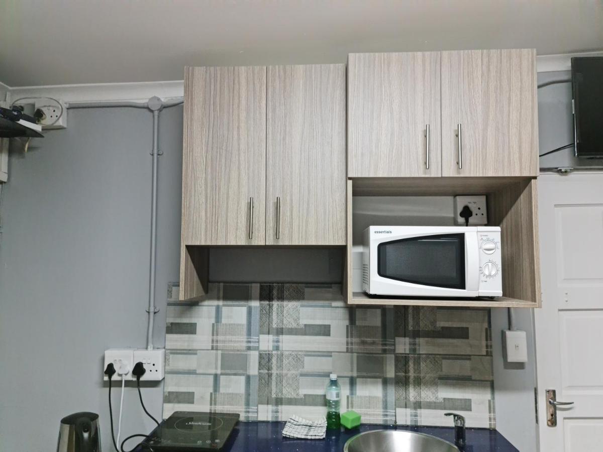 Hasate Guest House 10 Florence Street Oakdale Belliville 7530 Cape Town South African ภายนอก รูปภาพ
