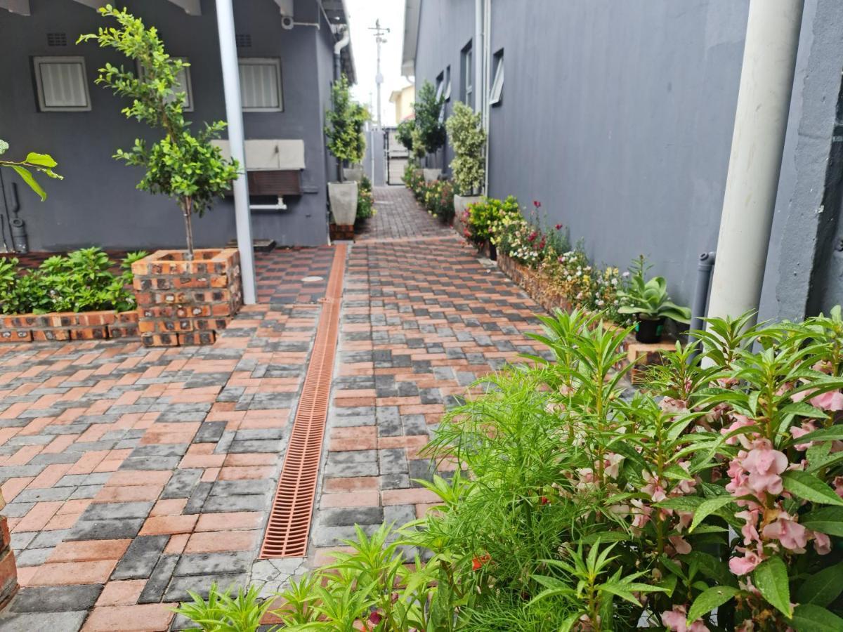 Hasate Guest House 10 Florence Street Oakdale Belliville 7530 Cape Town South African ภายนอก รูปภาพ