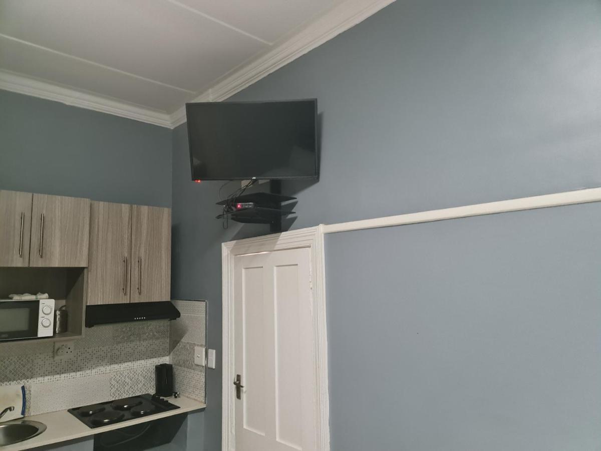Hasate Guest House 10 Florence Street Oakdale Belliville 7530 Cape Town South African ภายนอก รูปภาพ