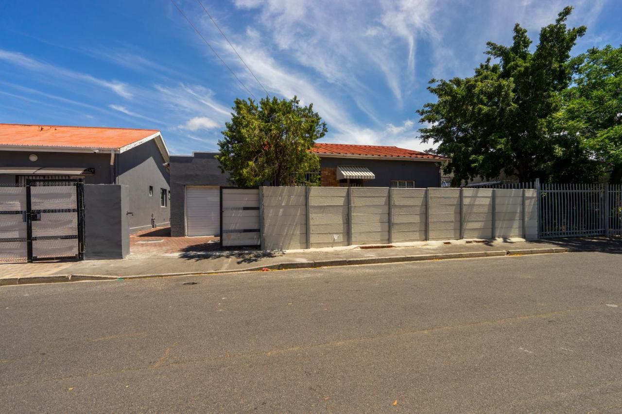 Hasate Guest House 10 Florence Street Oakdale Belliville 7530 Cape Town South African ภายนอก รูปภาพ