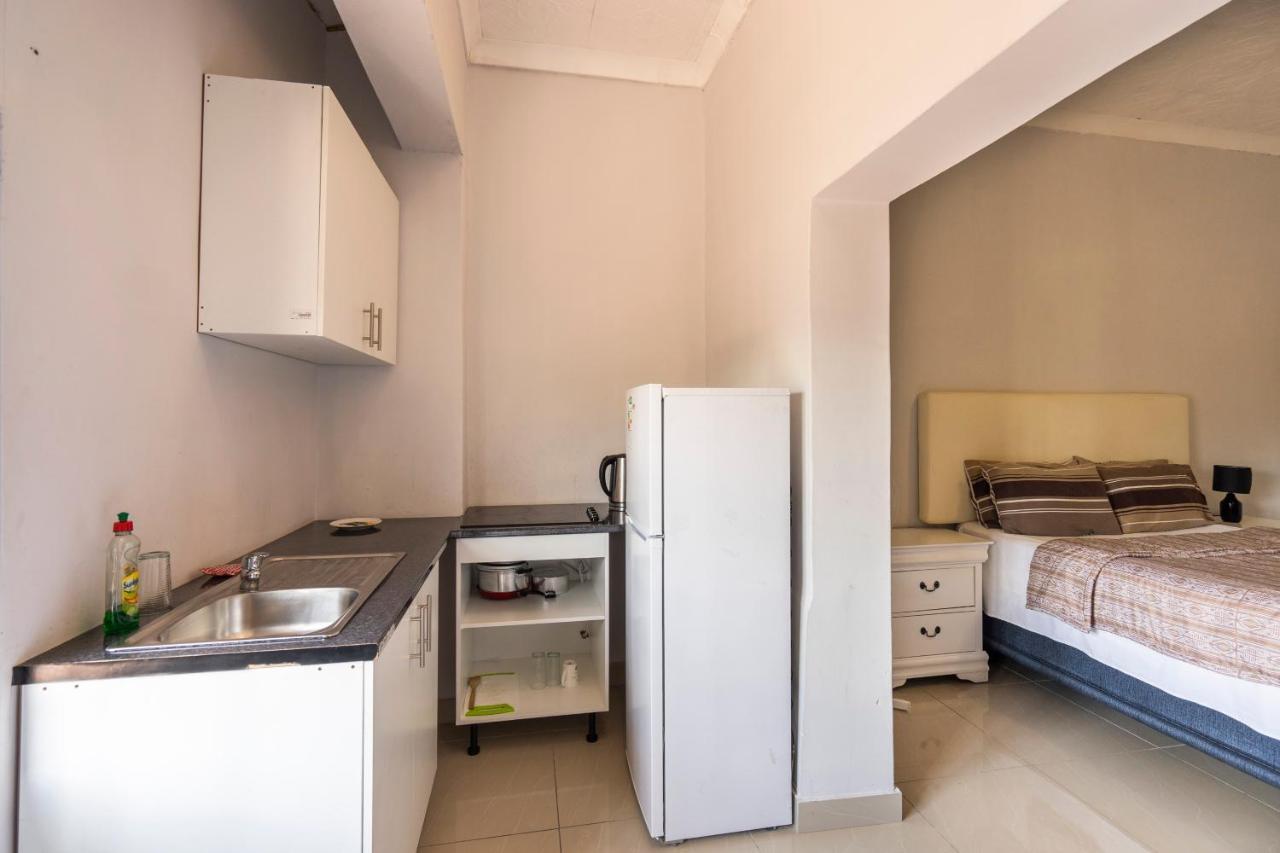 Hasate Guest House 10 Florence Street Oakdale Belliville 7530 Cape Town South African ภายนอก รูปภาพ