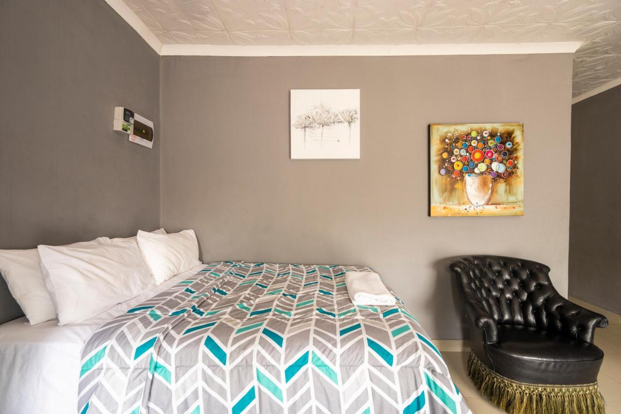Hasate Guest House 10 Florence Street Oakdale Belliville 7530 Cape Town South African ภายนอก รูปภาพ