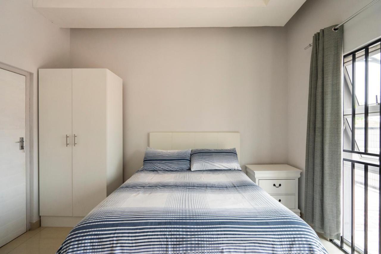 Hasate Guest House 10 Florence Street Oakdale Belliville 7530 Cape Town South African ภายนอก รูปภาพ