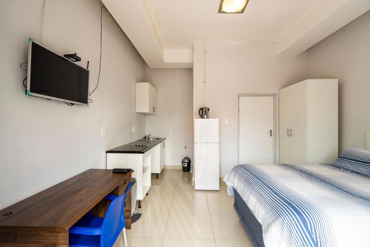 Hasate Guest House 10 Florence Street Oakdale Belliville 7530 Cape Town South African ภายนอก รูปภาพ