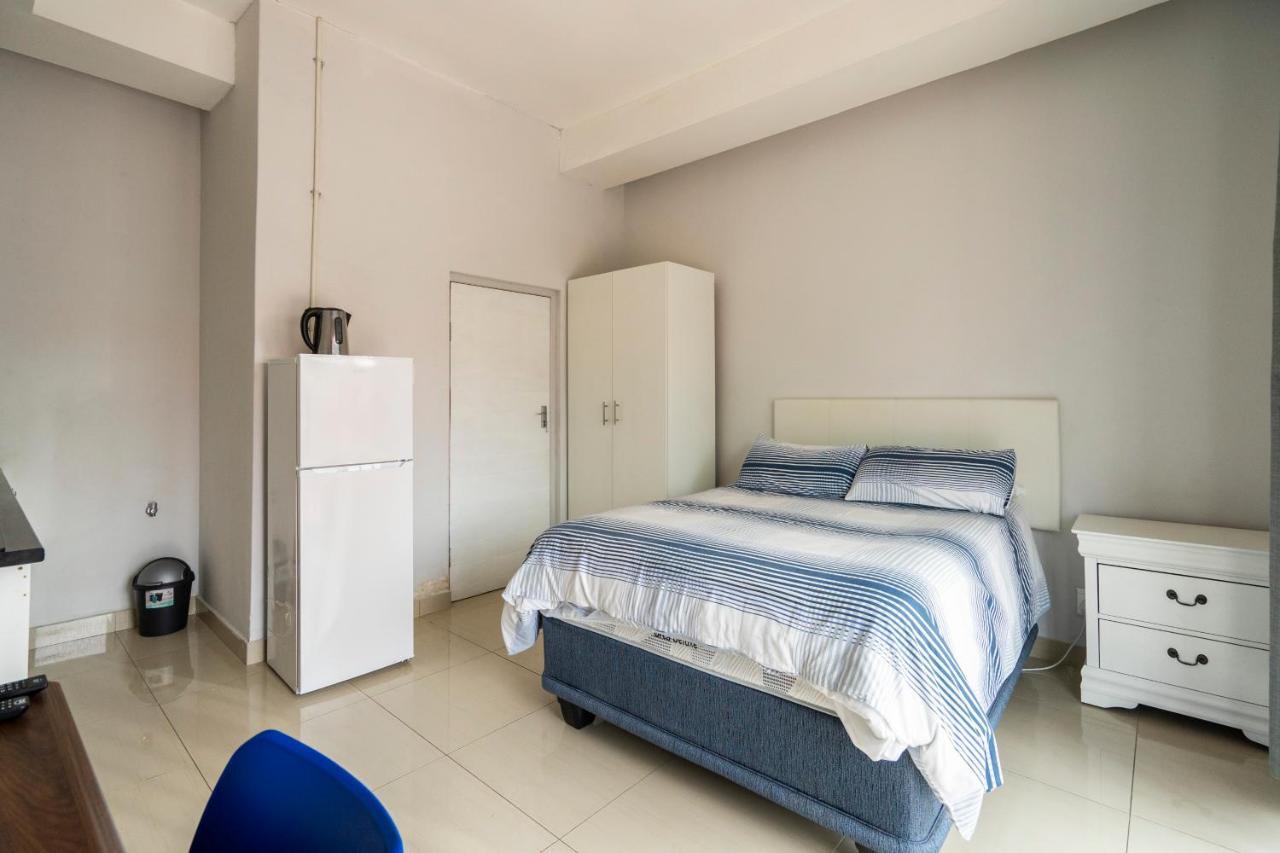 Hasate Guest House 10 Florence Street Oakdale Belliville 7530 Cape Town South African ภายนอก รูปภาพ