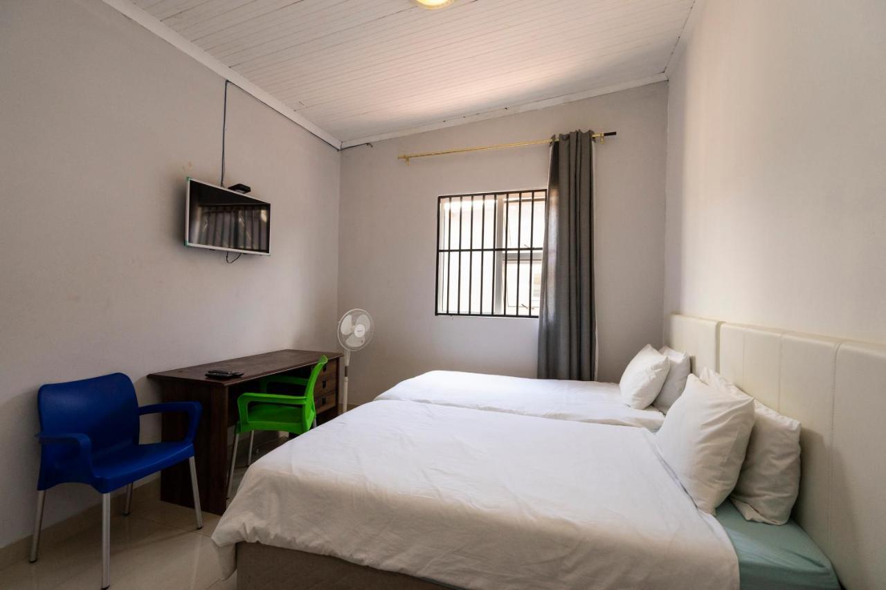 Hasate Guest House 10 Florence Street Oakdale Belliville 7530 Cape Town South African ภายนอก รูปภาพ