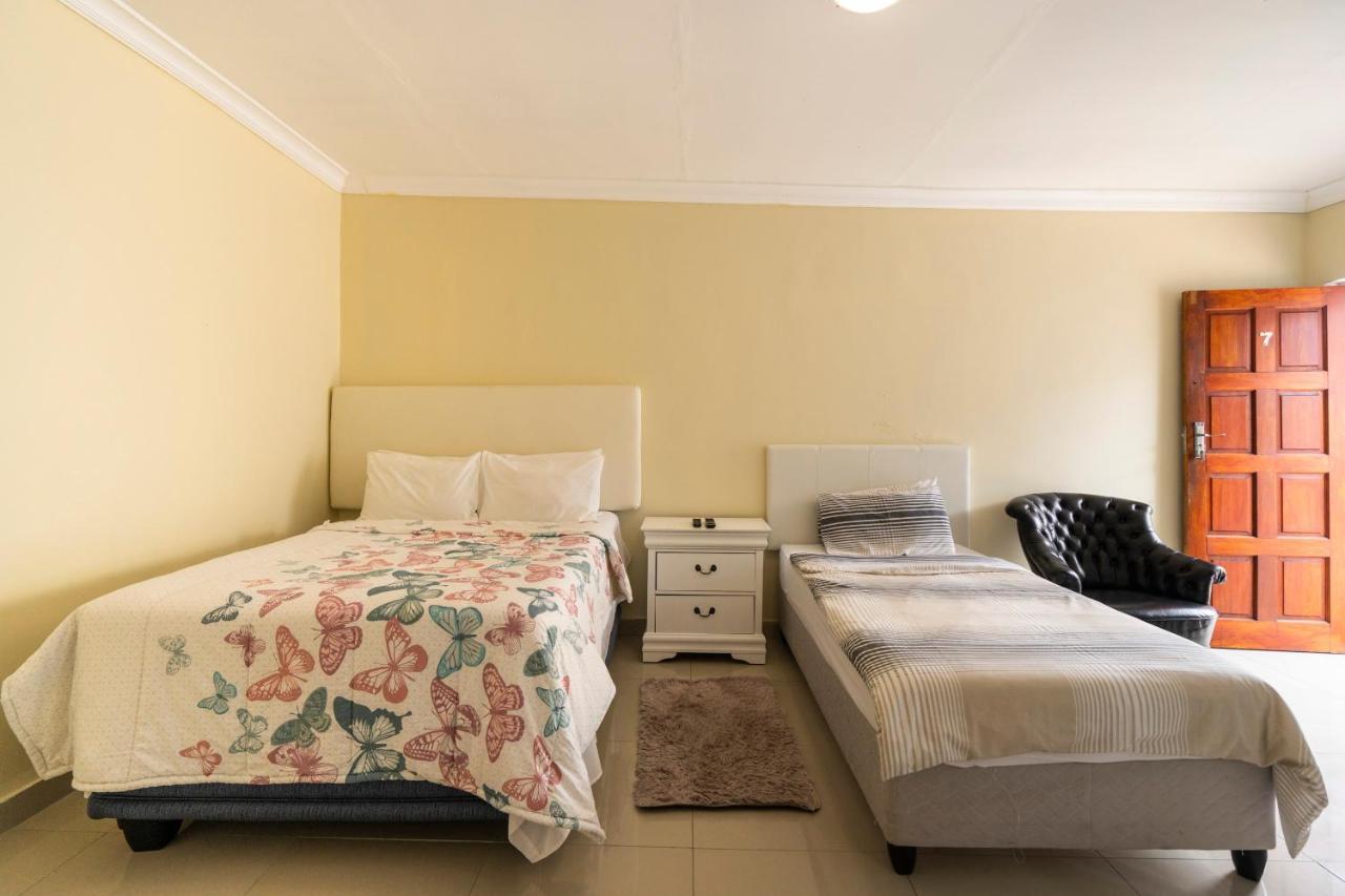 Hasate Guest House 10 Florence Street Oakdale Belliville 7530 Cape Town South African ภายนอก รูปภาพ